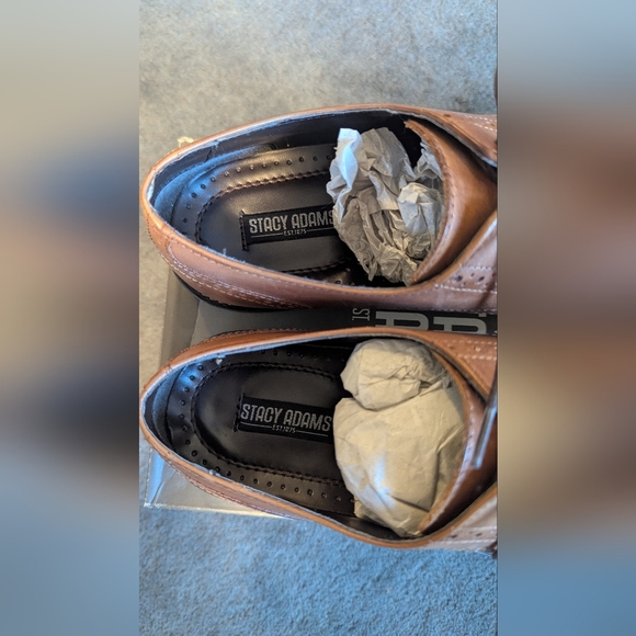 Stacy Adams Men's Tan Leather Derby Shoes - Picture 7 of 10